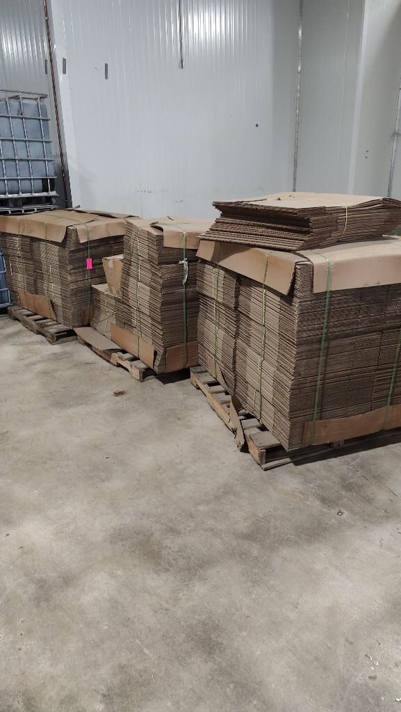 Empty Cardboard Boxes 25 per Bundle 10 Per Pallet. 19 x 13 x 13