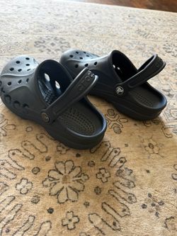 Kids crocs