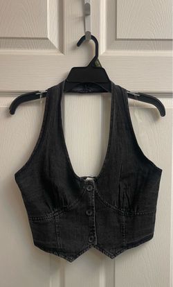 Brand new black halter crop top/vest size M Juniors