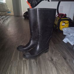 Boots Size 9 Woman