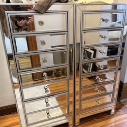 Mirrored 7-Drawer Jewelry Armoire / Dresser – Glam Style