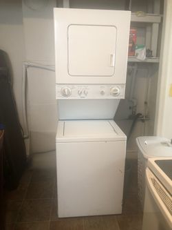 Kenmore Washer\Dryer Stackable $275