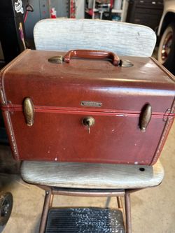 Vintage travel case