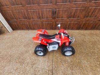 *** KIDS POLARIS POWER WHEELS 4 WHEELER ***