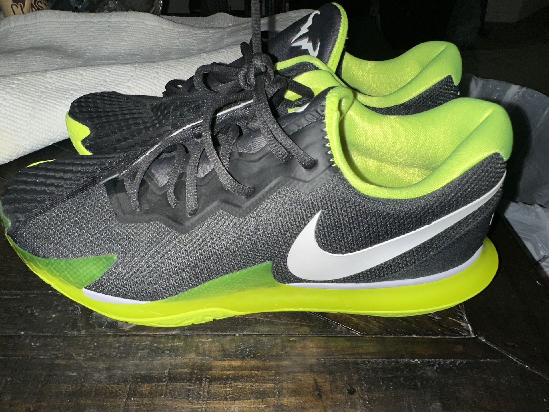 Men’s Nike Shoes Size 13