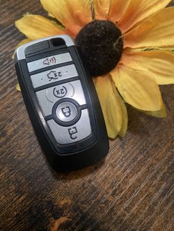 2017, 2018, 2019, 2020 Ford Fusion Smart Remote Key Fob w/ Engine Start