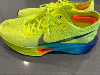 Nike ZoomX Vaporfly Women’s (Size 10) Running Shoes
