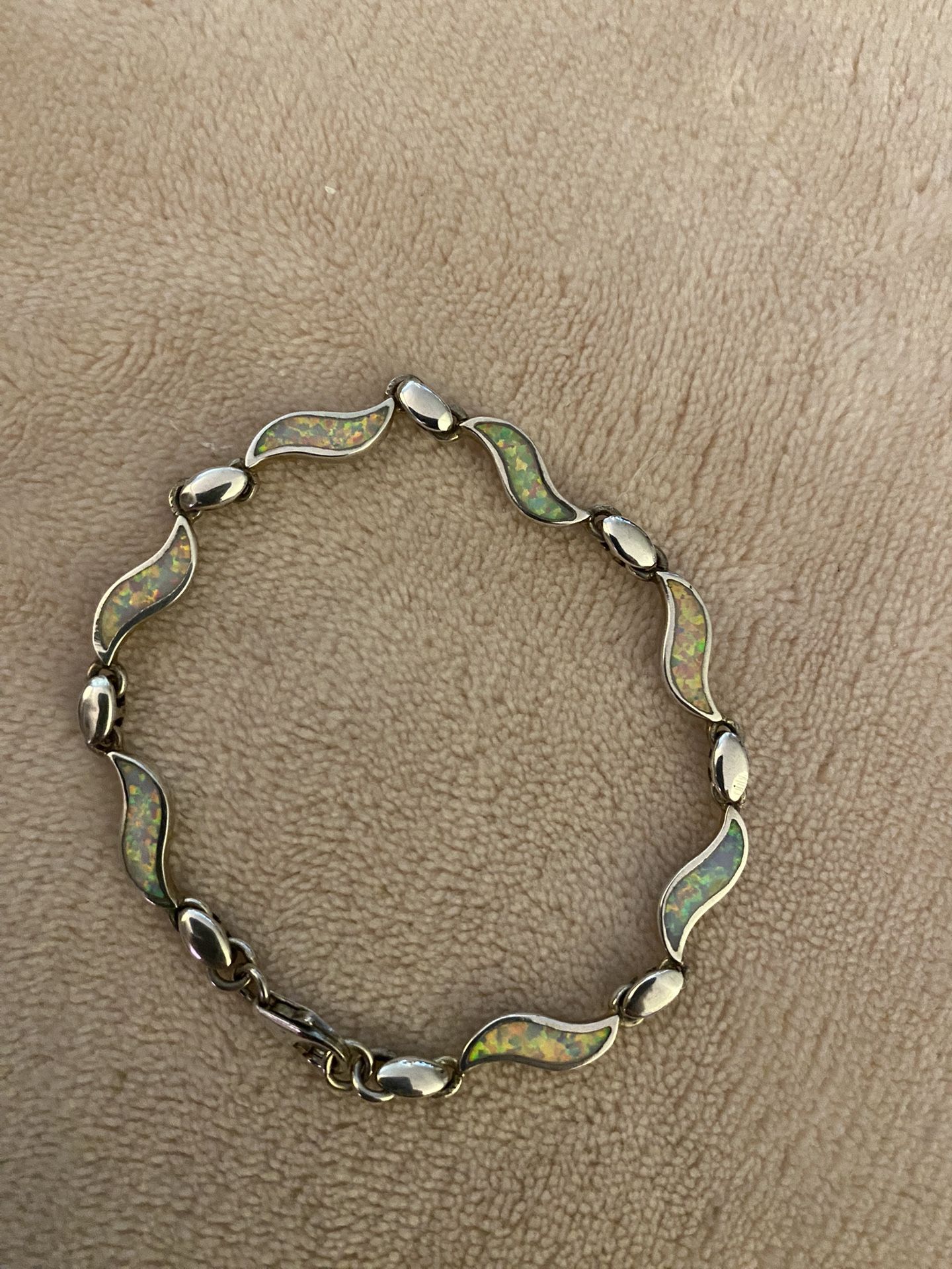 Bracelet