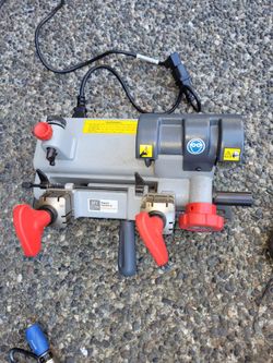 Key Cutter and Duplicator