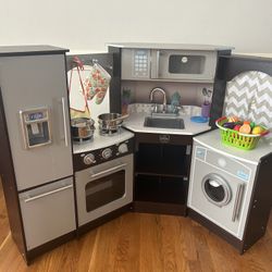 KidKraft Play Kitchen Set
