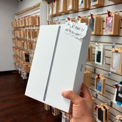 Apple IPad 9th Generation Tablet - $1 To Take it Home same Day and Pay the Rest later!