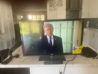 RCA 32” tv