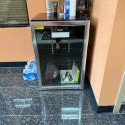 Mini Fridge 