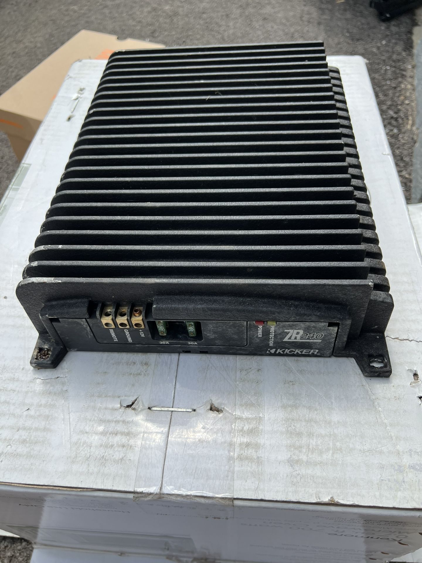 Kicker ZR240 Old School 2-Channel Car Amplifier MDP Module