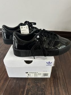Adidas Women's Size 6.5