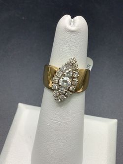 14KT Gold Diamond Cluster Cocktail Ring