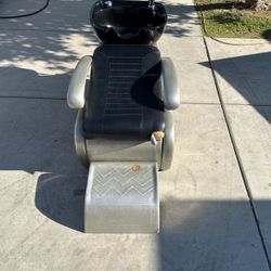 Shampoo Bowl station