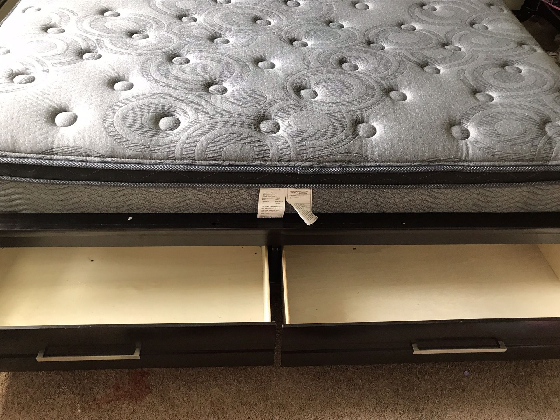 King size bed
