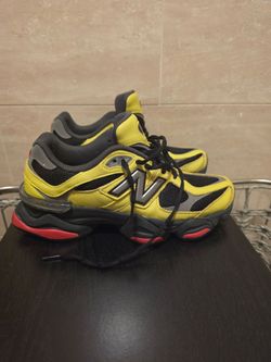 New Balance 9060 Yellow Black Sneakers