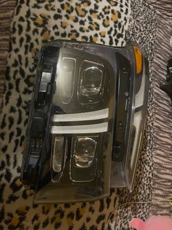 NICE! 2021-2023 Hyundai Santa Fe Left Side Driver LED Reflector Headlight OEM