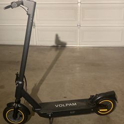 Black Volpam Adult Electric Scooter 