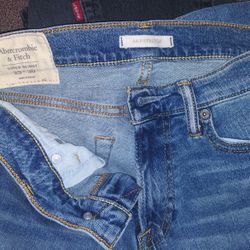 Abercrombie & Fitch skinny jeans. Size 29 30 Men's Jeans And Levi's Black Straight Leg Jeans Size 29 30