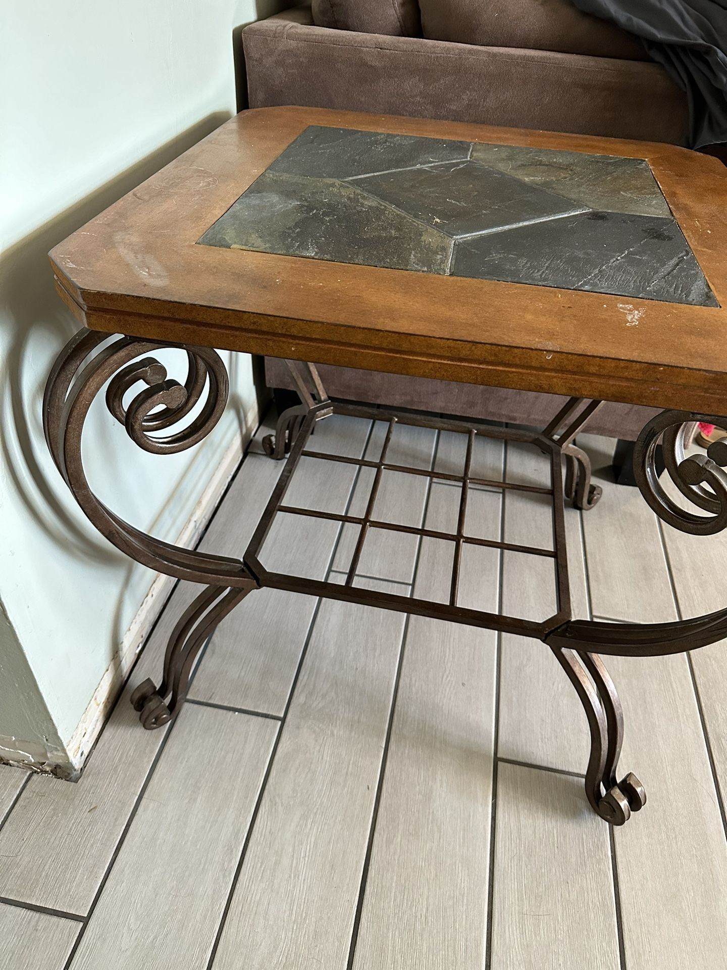 2 End Tables