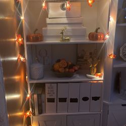 Bookshelves 