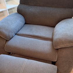 Bennett Gray Fabric Power Recliner - City Furniture Premium