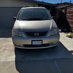 2001 Mazda MPV