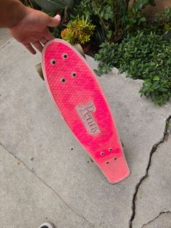 Penny Skateboard Pink Plastic Cruiser