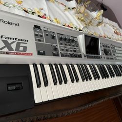 Roland Fantom X6