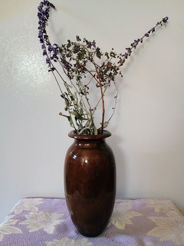 Porcelain 9" Vase with Sealed Flowers