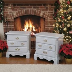 You'll Feel Like Royalty With The Royal Bee Bedside Table Set