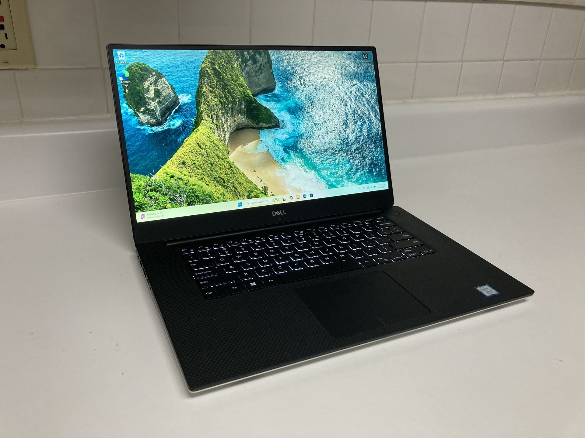 Dell XPS i7 64GB RAM 1TB NVMe SSD NVIDIA GPU 15.6” 1080P XPS 9570 Fast Hexa-core Laptop + Warranty