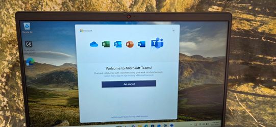 Dell latitude 7420 i5 11Gen 8Ram 256ssd Win 11-Office Good Battery-AC
Bluetooth,camera,wifi,ligth keyboard