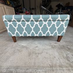 Storage bench 