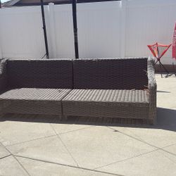 Free Wicker Outdoor Couch
