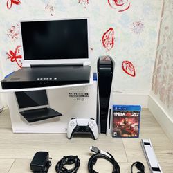 PlayStation 5 Disc Version 825GB, Bonus 1 Game And Portable Monitor ( Used Very New )