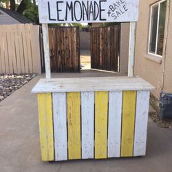 Vintage Lemonade Stand