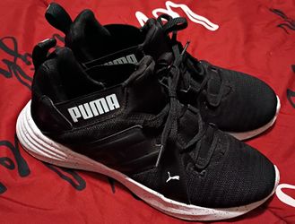 Women's Pumas 