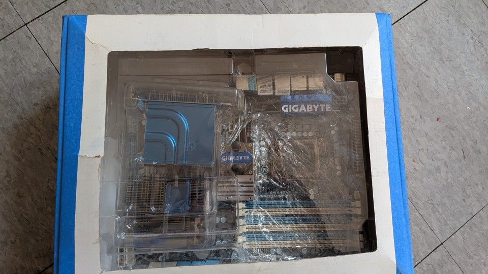 Computer Motherboard  GA-EX58