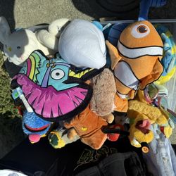 Lot Of Stuffed Animals Small To Medium
