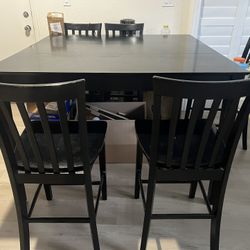Dining Table with Chairs For $150 Or Best Offer