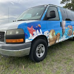 2010 GMC Savana