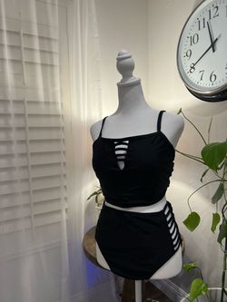 Women two piece bathing suit 👙