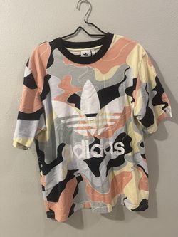 Adidas Tshirt Large 