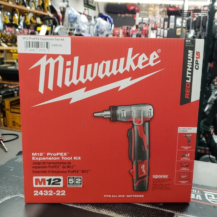 Milwaukee M12 12-Volt Lithium-Ion Cordless ProPEX Expansion Tool Kit with (2) 1.5Ah Batteries, (3) Expansion Heads and Hard Case