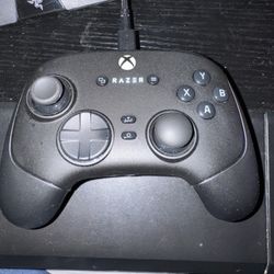 Razer Wolverine V3 Pro 