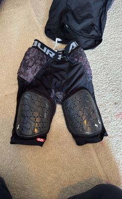 Football Pads youth Under Armor Youth medium .